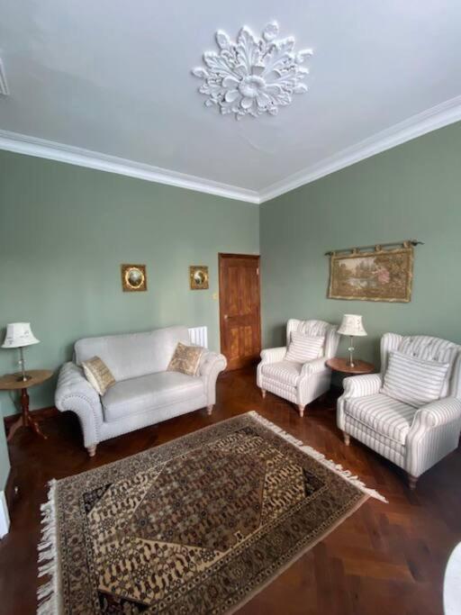 2 Double Bedroom Charming Chelsea Apartment Londra Exterior foto